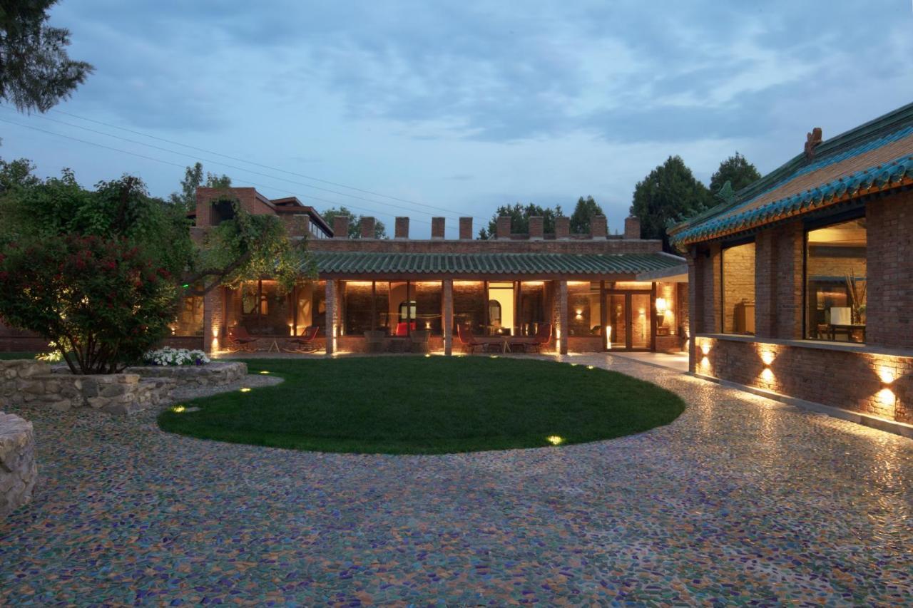 Brickyard Retreat At Mutianyu Great Wall Adjoin To Mutianyu Great Wall - Room With The View Of Great Wall - Free Chinese Massage Experience - Vehicle Shuttle Service - International Catering - Spa& Nail Beauty Facilities Huairou Exterior foto