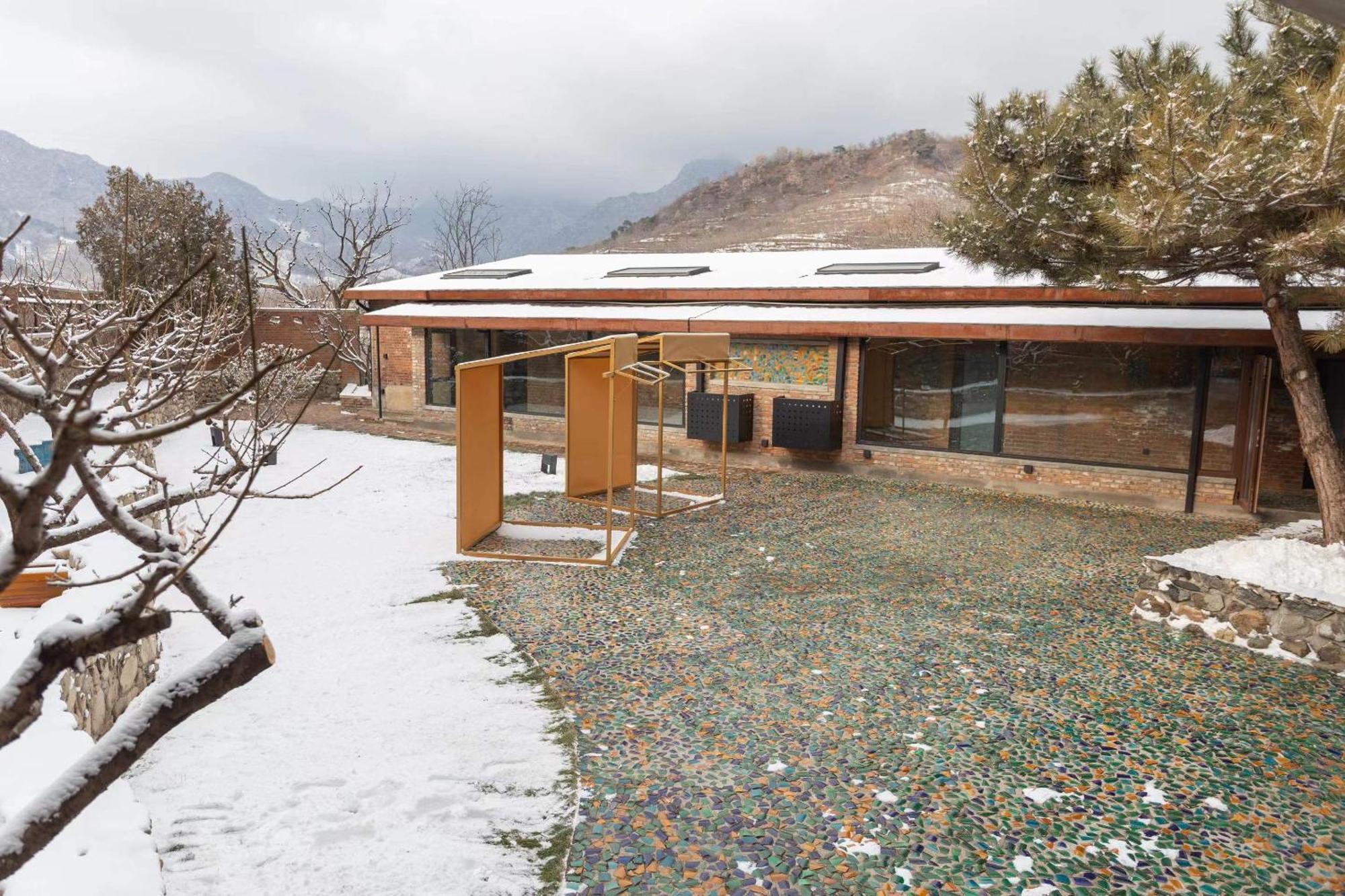 Brickyard Retreat At Mutianyu Great Wall Adjoin To Mutianyu Great Wall - Room With The View Of Great Wall - Free Chinese Massage Experience - Vehicle Shuttle Service - International Catering - Spa& Nail Beauty Facilities Huairou Exterior foto