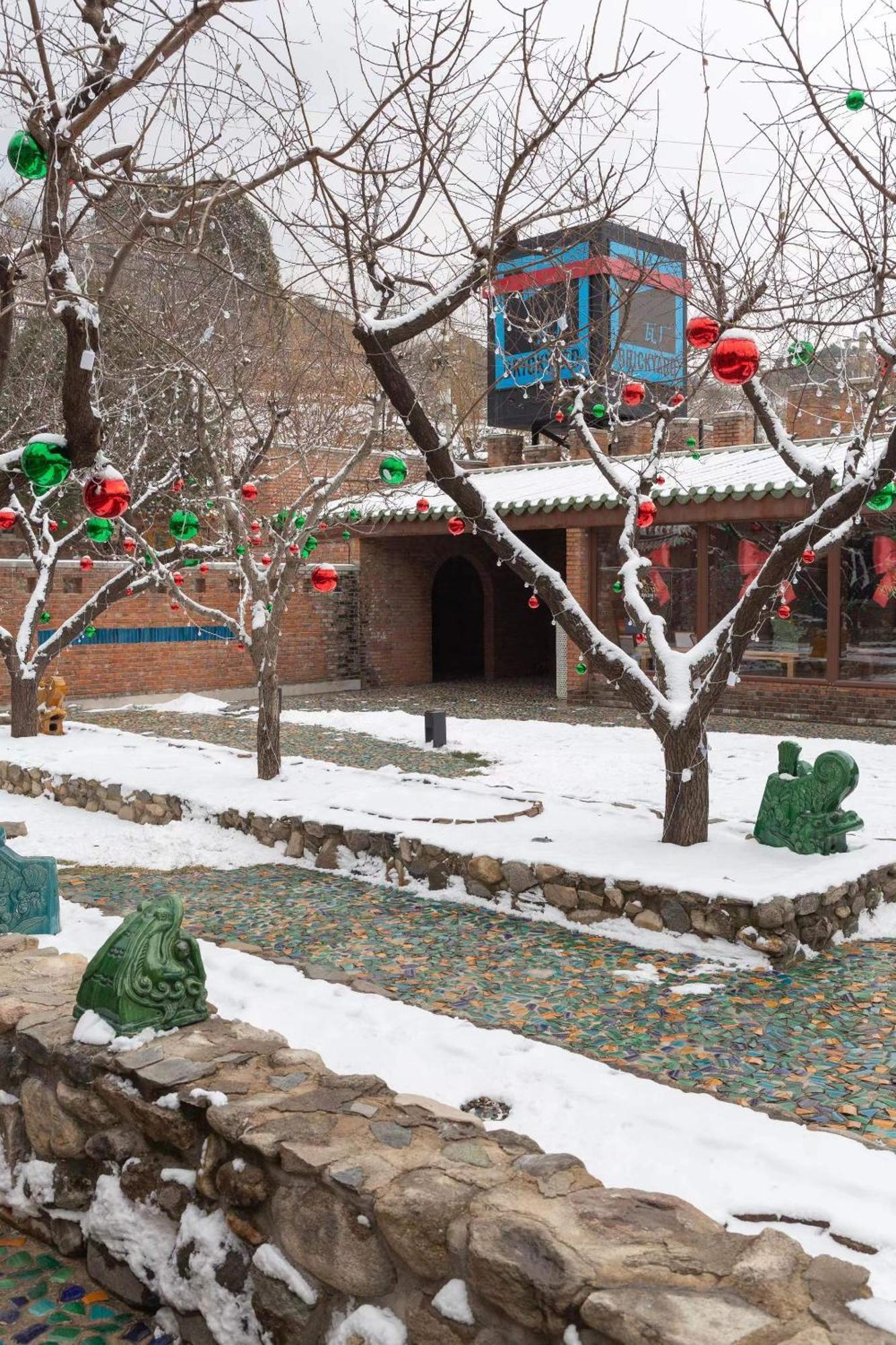 Brickyard Retreat At Mutianyu Great Wall Adjoin To Mutianyu Great Wall - Room With The View Of Great Wall - Free Chinese Massage Experience - Vehicle Shuttle Service - International Catering - Spa& Nail Beauty Facilities Huairou Exterior foto